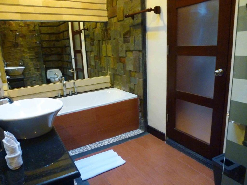 Taman Sari Bali Villas Kerobokan Rum bild